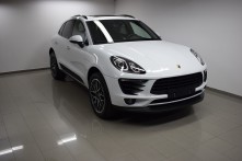 Porsche Macan R4